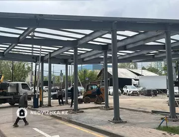 Помещение, этаж 1 из 1, 258 м², на длительный срок