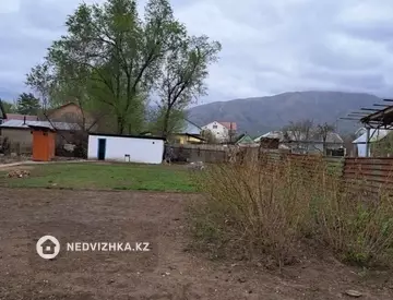 5-комнатный дом, 10 соток, 110 м²