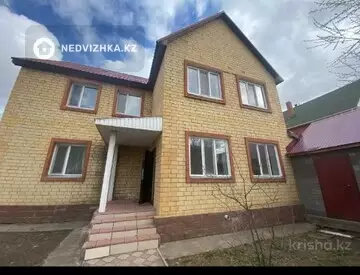7-комнатный дом, 10.4 соток, 270 м²