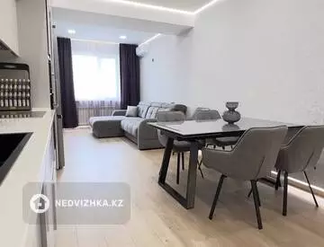 3-комнатная квартира, этаж 12 из 12, 92 м²