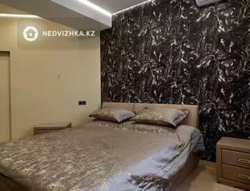 3-комнатная квартира, этаж 12 из 12, 92 м²