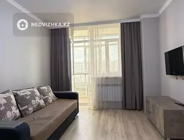 1-комнатная квартира, этаж 8 из 16, 37 м²