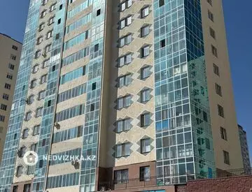 1-комнатная квартира, этаж 3 из 23, 36 м²