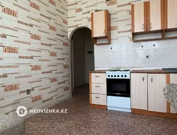 1-комнатная квартира, этаж 3 из 23, 36 м²