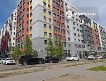 2-комнатная квартира, этаж 4 из 9, 66 м²