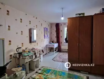 Комната, 43 м²