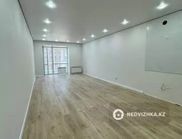 2-комнатная квартира, этаж 3 из 5, 69 м²