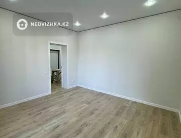 2-комнатная квартира, этаж 3 из 5, 69 м²