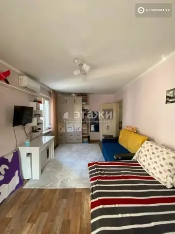 1-комнатная квартира, этаж 3 из 4, 33 м²