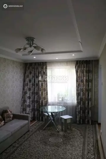 3-комнатная квартира, этаж 1 из 4, 63 м²