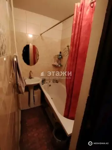 2-комнатная квартира, этаж 4 из 9, 55 м²