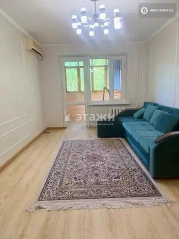 2-комнатная квартира, этаж 3 из 5, 45 м²