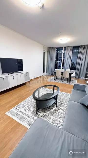 3-комнатная квартира, этаж 18 из 21, 130 м², на длительный срок