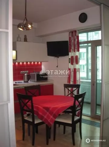 4-комнатная квартира, этаж 7 из 22, 150 м², на длительный срок