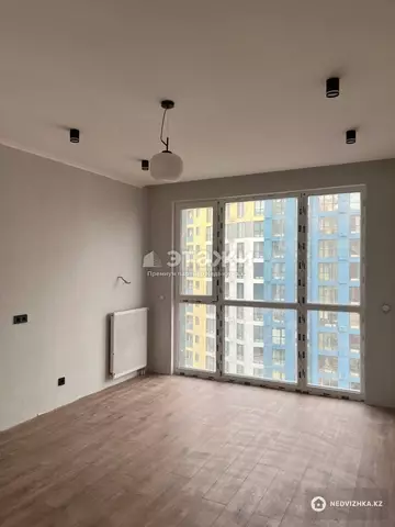 1-комнатная квартира, этаж 8 из 12, 43 м²