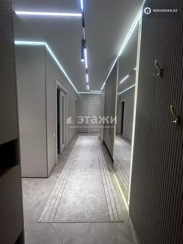 4-комнатная квартира, этаж 1 из 16, 114 м²