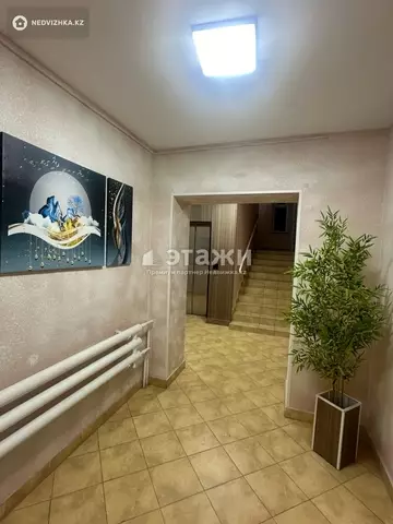 1-комнатная квартира, этаж 2 из 9, 38 м²