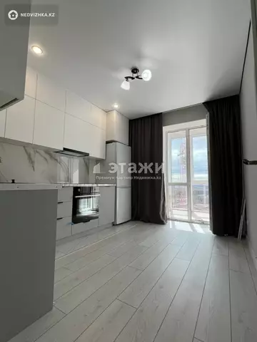 1-комнатная квартира, этаж 11 из 12, 39 м²