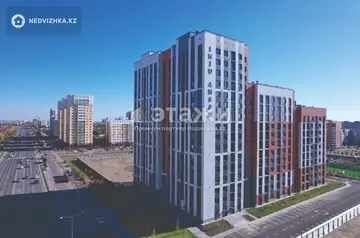2-комнатная квартира, этаж 4 из 17, 66 м²