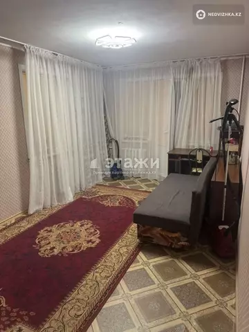 1-комнатная квартира, этаж 4 из 5, 30 м²