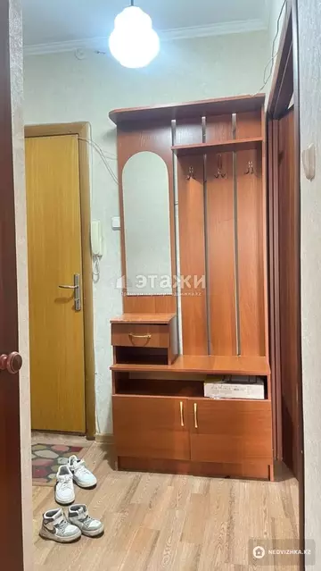 1-комнатная квартира, этаж 4 из 5, 36 м²