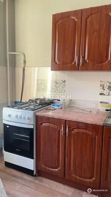 1-комнатная квартира, этаж 4 из 5, 36 м²