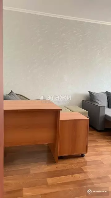 1-комнатная квартира, этаж 4 из 5, 36 м²