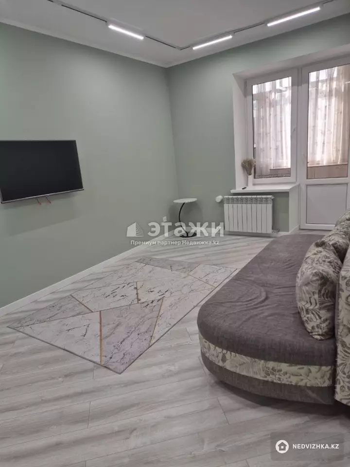 41 м², 1-комнатная квартира, этаж 2 из 8, 41 м², на длительный срок, изображение - 1