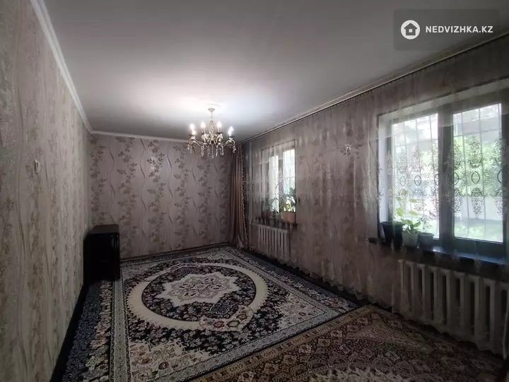 60 м², 3-комнатная квартира, этаж 1 из 5, 60 м², изображение - 1