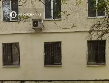 3-комнатная квартира, этаж 1 из 5, 60 м²