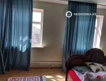 67-комнатный дом, 6 соток, 220 м²