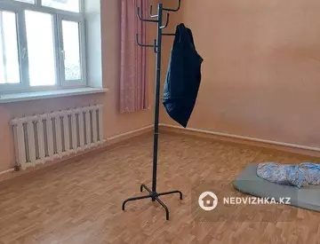 67-комнатный дом, 6 соток, 220 м²