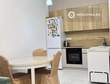 2-комнатная квартира, этаж 4 из 9, 39 м²
