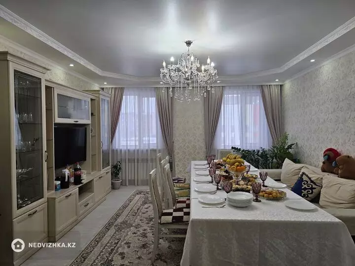 93.6 м², 3-комнатная квартира, этаж 2 из 11, 94 м², изображение - 1