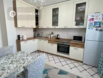 2-комнатная квартира, этаж 9 из 10, 66 м²