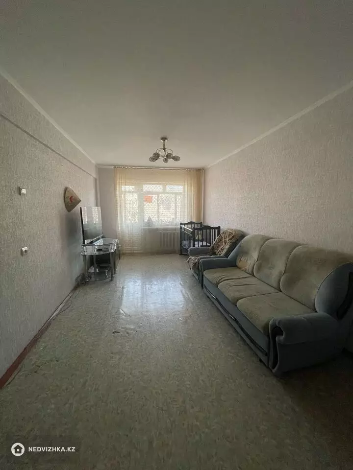 60 м², 3-комнатная квартира, этаж 2 из 5, 60 м², изображение - 1