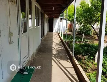4-комнатный дом, 10 соток, 100 м²