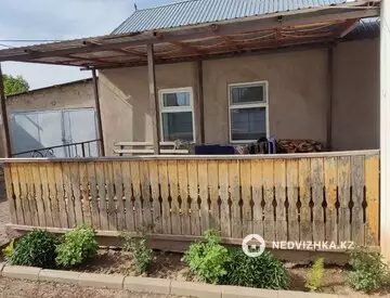 4-комнатный дом, 10 соток, 100 м²