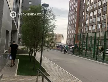 1-комнатная квартира, этаж 3 из 6, 50 м², на длительный срок