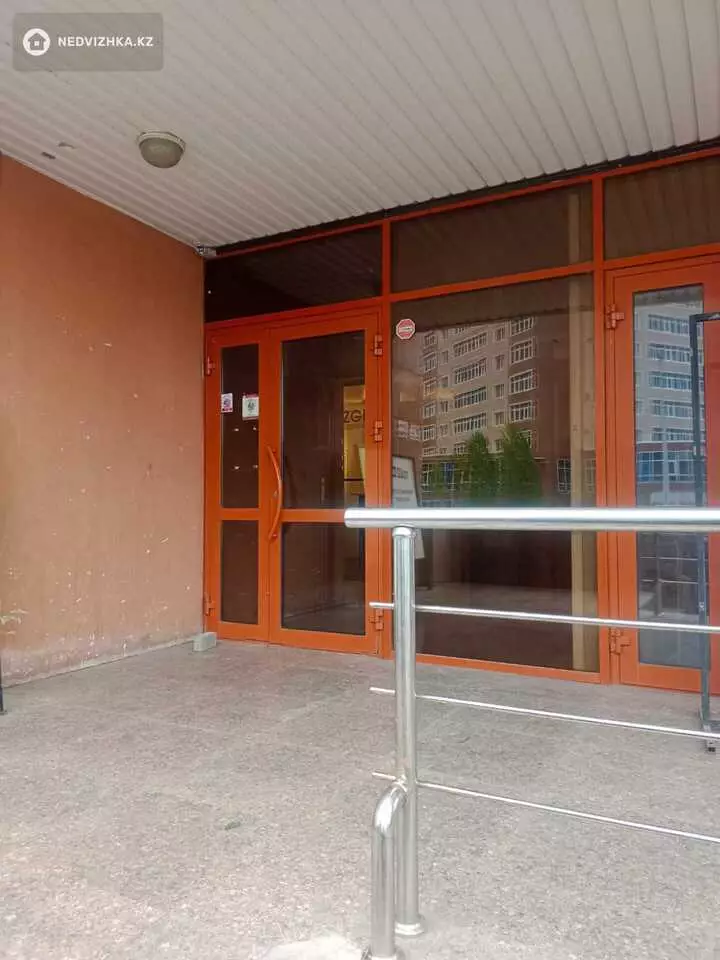 15 м², Офисное помещение, этаж 2 из 2, в бизнес-центре, 15 м², на длительный срок, изображение - 1
