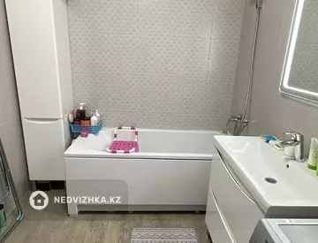 2-комнатная квартира, этаж 1 из 8, 95 м²