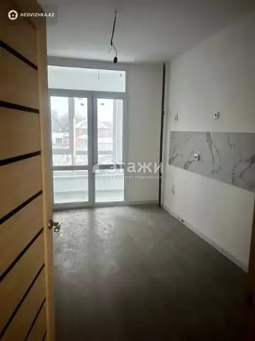 1-комнатная квартира, этаж 3 из 9, 40 м²