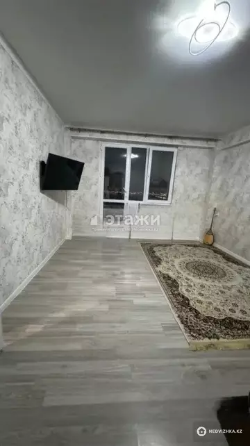 2-комнатная квартира, этаж 10 из 10, 52 м²