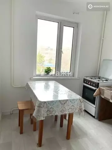 2-комнатная квартира, этаж 3 из 5, 45 м²