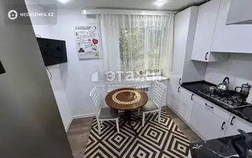 2-комнатная квартира, этаж 2 из 4, 42 м²