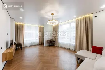 2-комнатная квартира, этаж 3 из 23, 80 м²