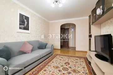 3-комнатная квартира, этаж 9 из 9, 68 м²