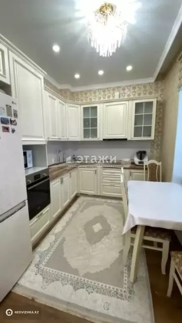 4-комнатная квартира, этаж 7 из 9, 107 м²