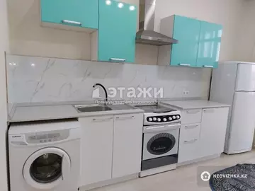 1-комнатная квартира, этаж 9 из 9, 41 м²