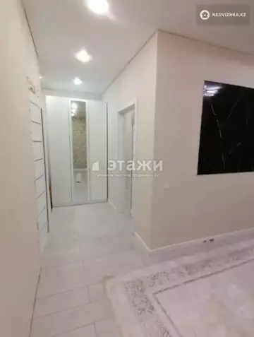 1-комнатная квартира, этаж 10 из 12, 38 м²